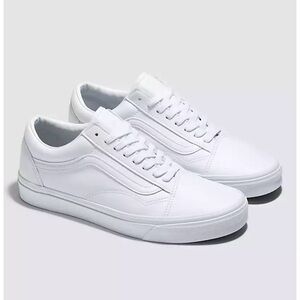BNIB Vans Old Skool Classic Tumble Shoe, White